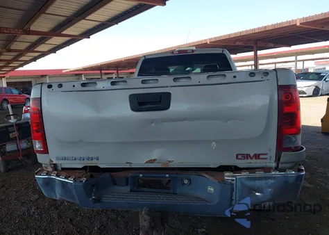 2008 GMC Sierra K2500 Heavy Duty из США, поврежденный, VIN 1GTHK29658E170059